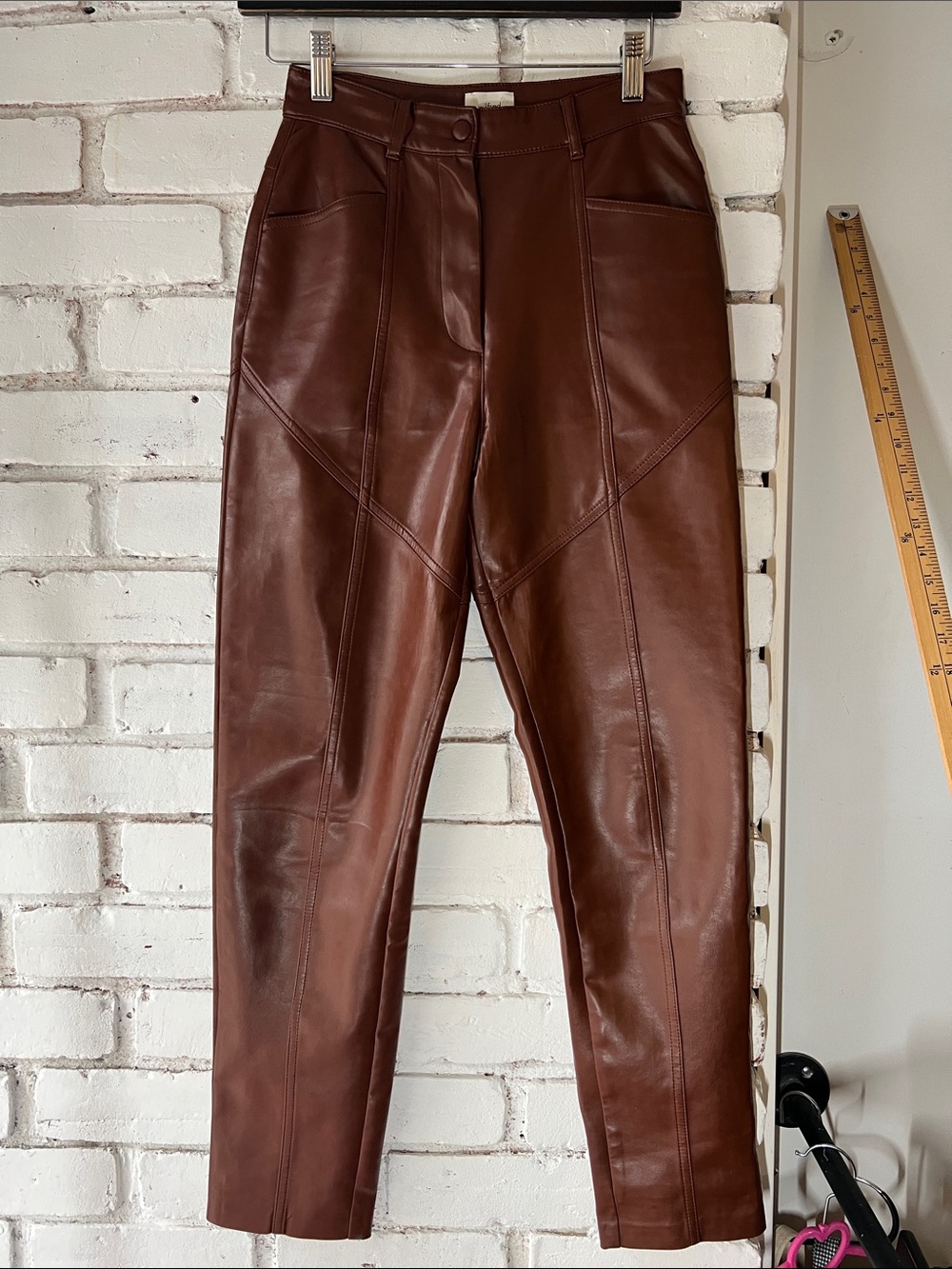 Aritzia, Wilfred, Rebel Faux Leather Pants in Mocha, High rise straight leg